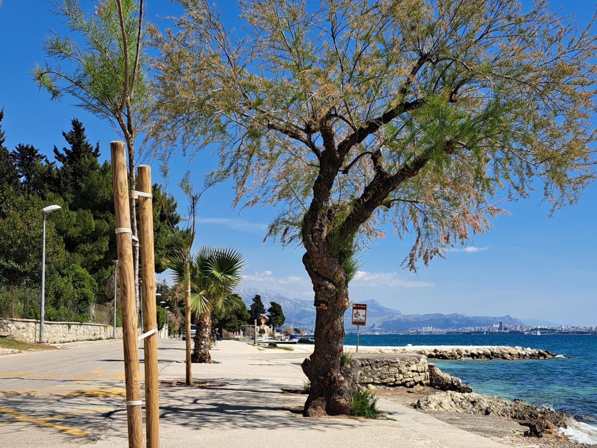 Holiday Apartman Kastela Exterior photo
